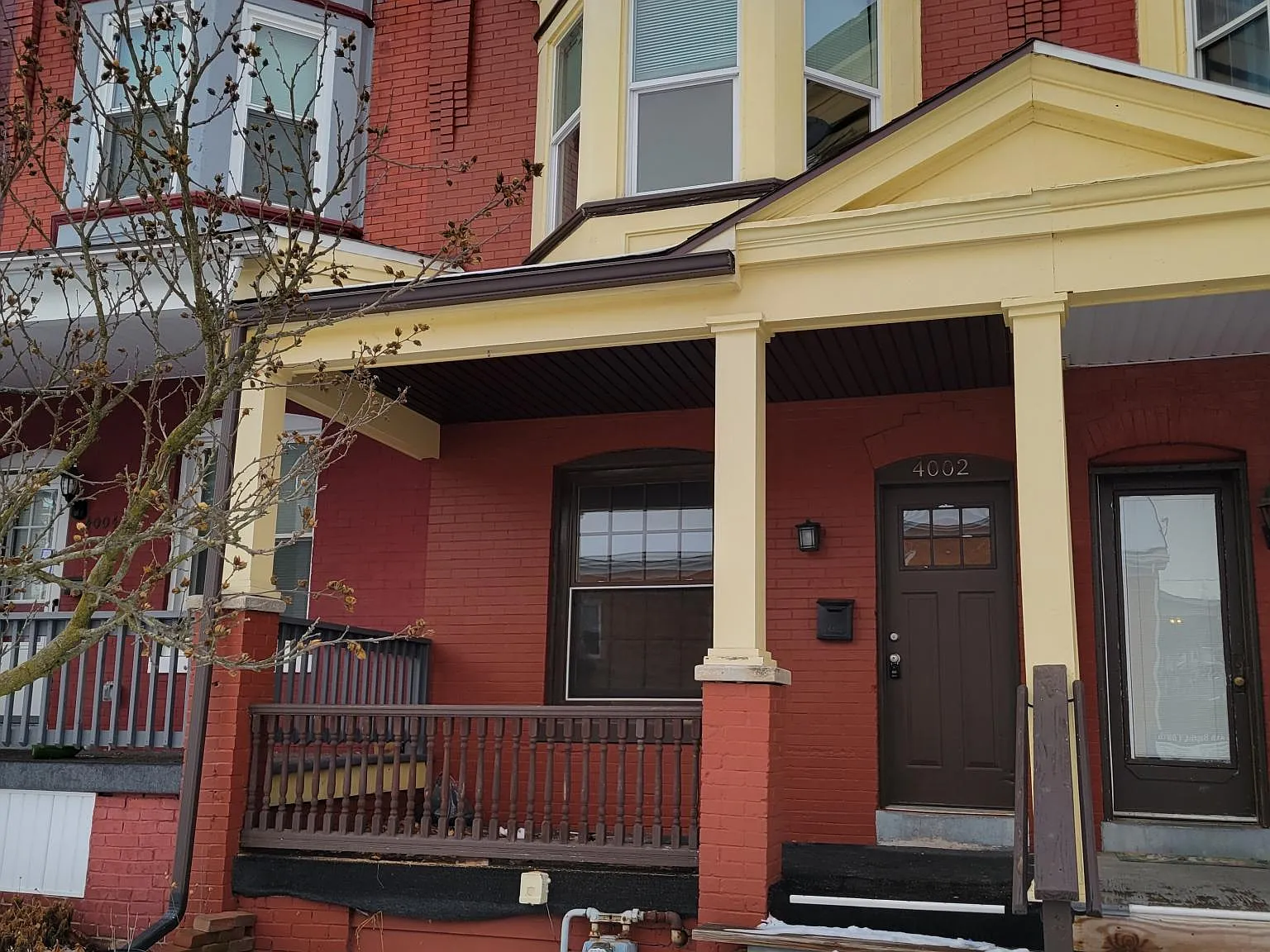 2 bed, 1013 sqft, $900 — Photo 2