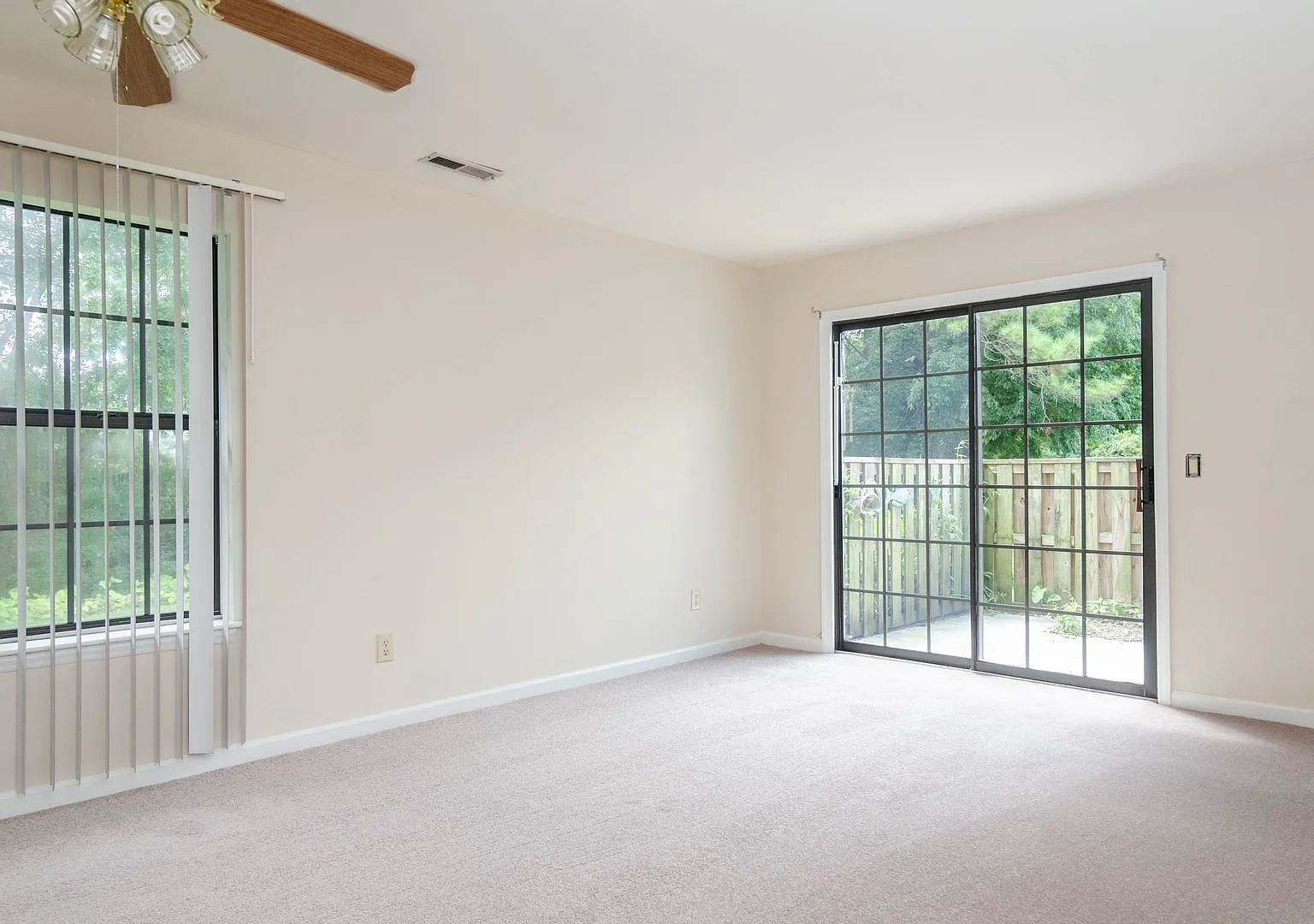 1733-A 41st Street — Photo 3