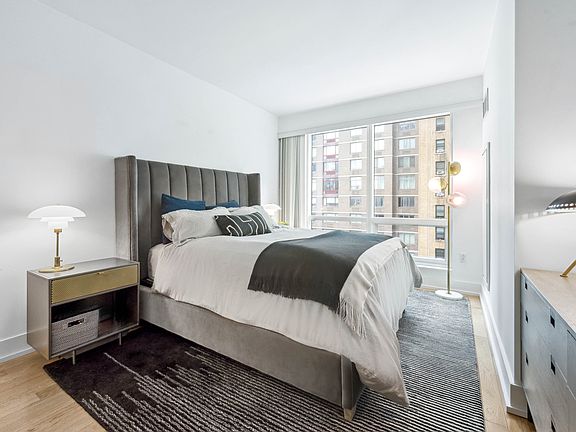 5th image of 350 W 42nd St APT 8D