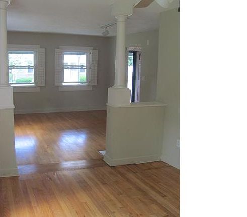 2nd image of 109 Walnut St