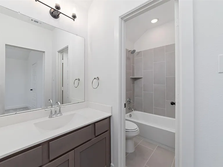 4814 Highland Stream Ct — Photo 31