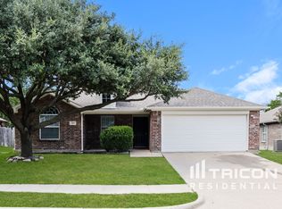 313 Cedar Dr, Garland, TX 75040