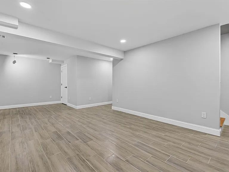 72 Westborough Rd #1 — Photo 28
