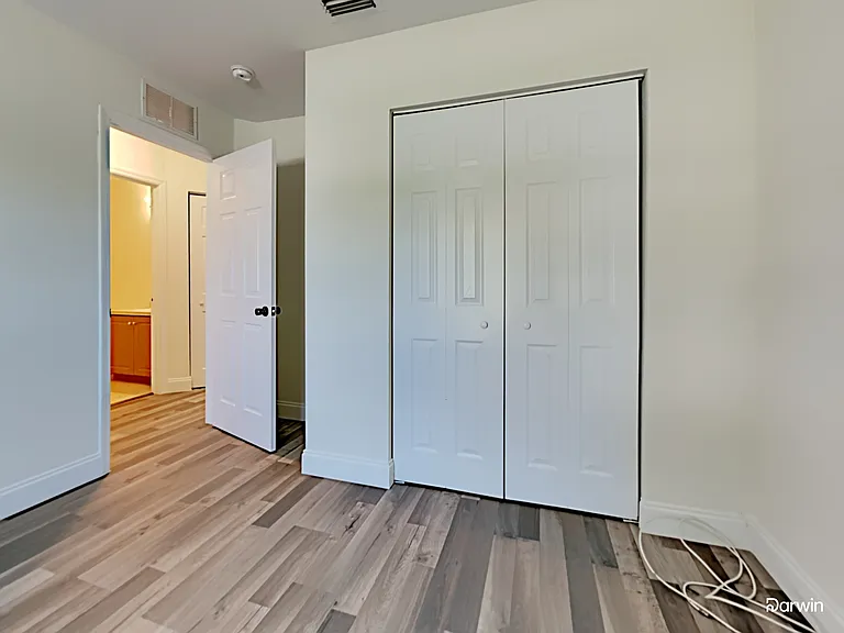 2052 SE Heathwood Cir — Photo 14