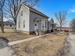 1612 10th Ave, Union Grove, WI 53182