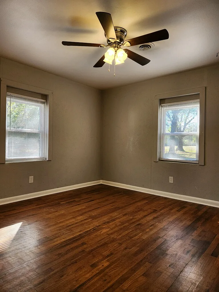 2 bed, 1007 sqft, $1,155 — Photo 4