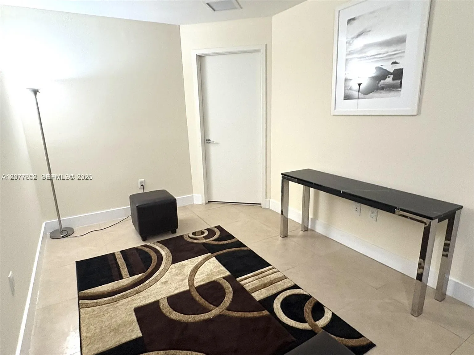 1100 Millecento Residence — Photo 2
