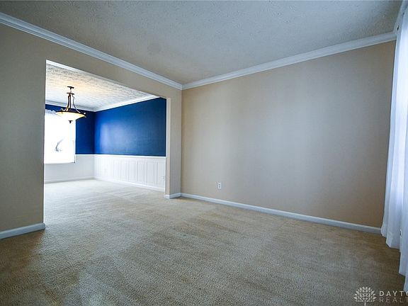 4th image of 1224 Greystone Cir