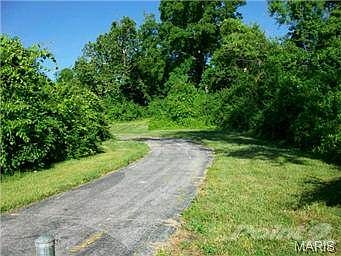 2nd image of 9201 Lewis And Clark Blvd