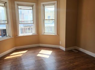 5823 Montrose St #1, Philadelphia, PA 19143