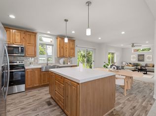6772 NE Whidbey Dr, Hansville, WA 98340
