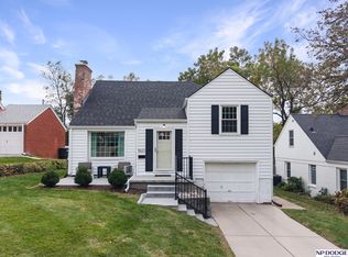 5621 Pine St, Omaha, NE 68106