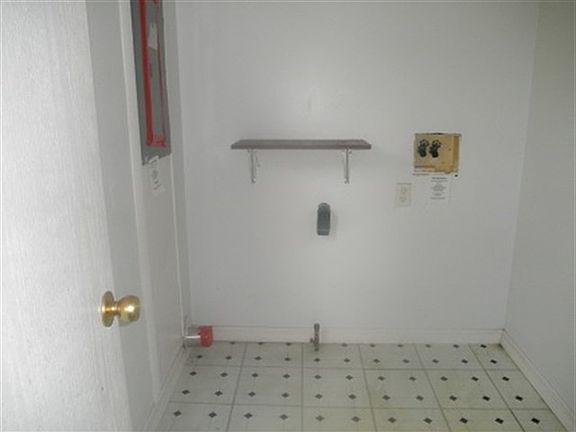 5th image of 745 4th St