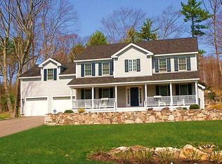 6 Heron Dr, York, ME 03909