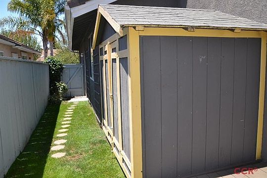 2nd image of 4680 Poinsettia St