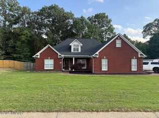 30 Brookhollow Cv, Jackson, TN 38305
