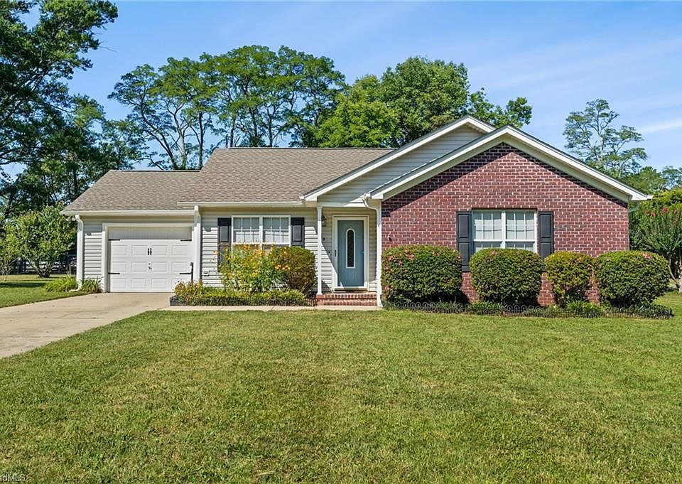 1st image of 3803 Mulberry Ln