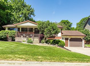 694 Queen St, East Zorra Tavistock, ON N0J1M0