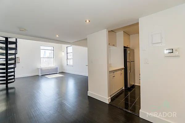 Rented by Mirador Real Estate | media 15