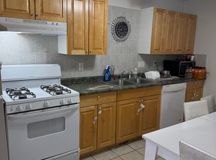 245 East St, Ludlow, MA 01056