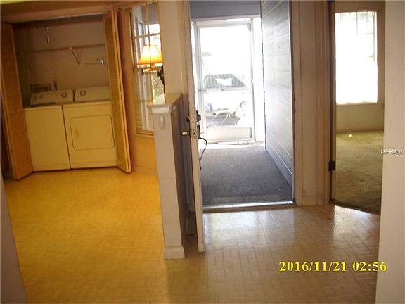 3rd image of 500 Daventry Sq