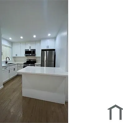 7245 Bakman Ave #3 — Photo 1