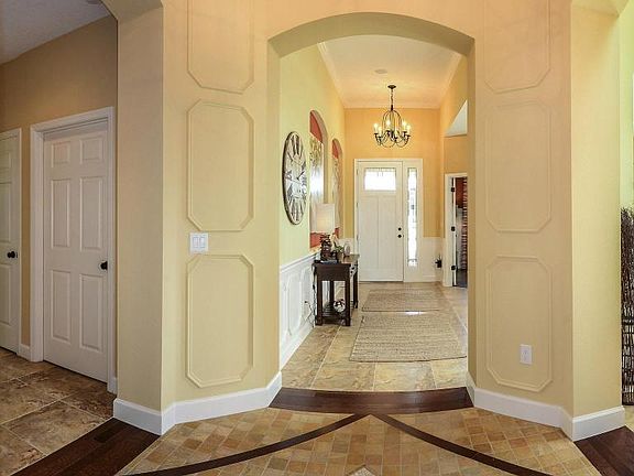 5th image of 8032 Clementine Ln
