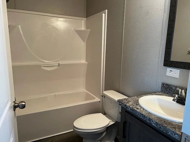 Westbridge Manor — Photo 66