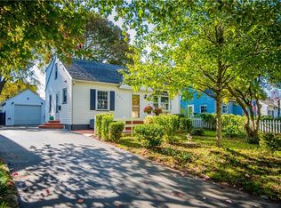 161 Birchwood Dr, Rochester, NY 14622