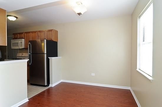 4th image of 417 N Cambridge Dr