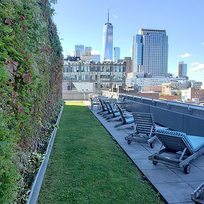 Rented by R New York | media 15