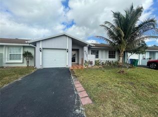 420 Lakewood Cir E APT C, Pompano Beach, FL 33063