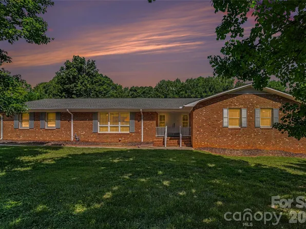 110 S Myrtle Ave, China Grove, NC 28023