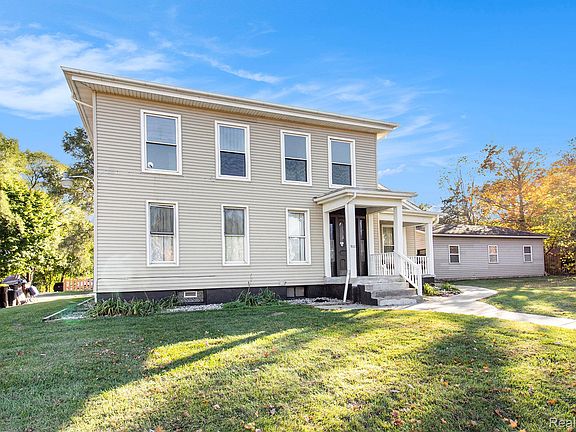 4th image of 512 E Main St