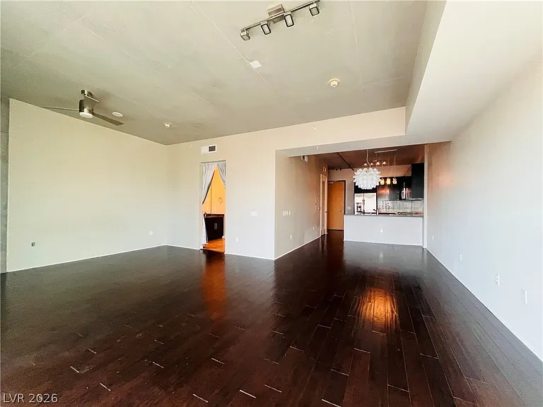353 E Bonneville Ave #511 — Photo 7