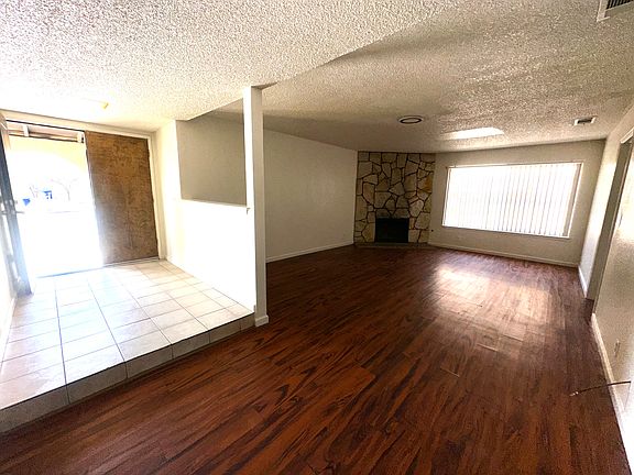 4th image of 13692 Oakmont Dr