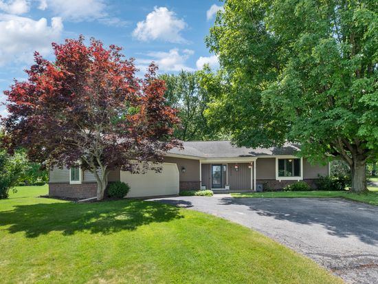 6900 Vista Grande Dr NE, Rockford, MI 49341