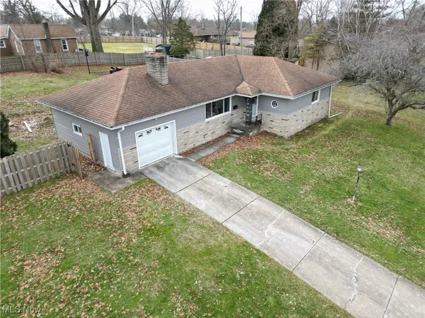 791 Porter Ave, Campbell, OH 44405