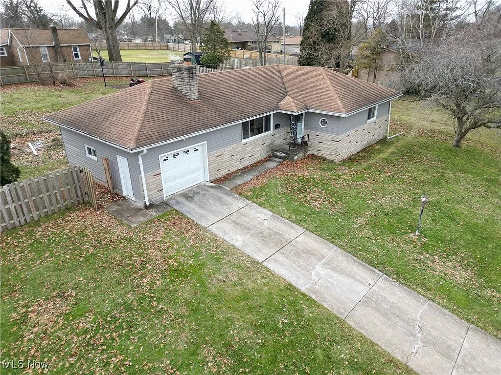 791 Porter Ave photo 1
