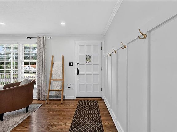 4th image of 4111 W 74th Ter