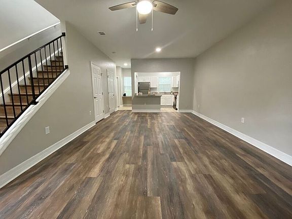 3rd image of 2947 NW 6th Ter
