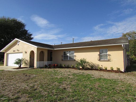 2nd image of 950 Cynthia Dr
