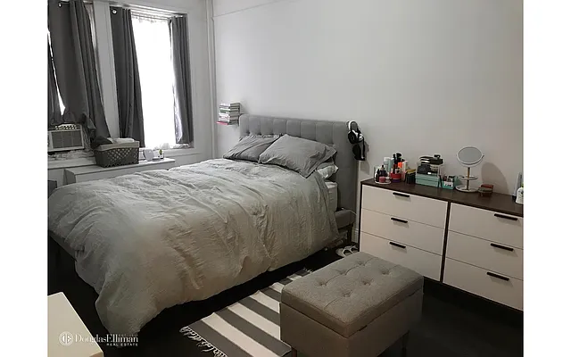 Rented by Douglas Elliman | media 6