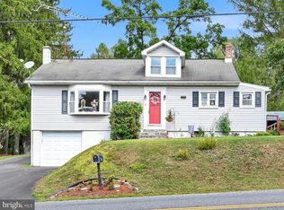 7 E 2nd Mountain Rd, Pottsville, PA 17901