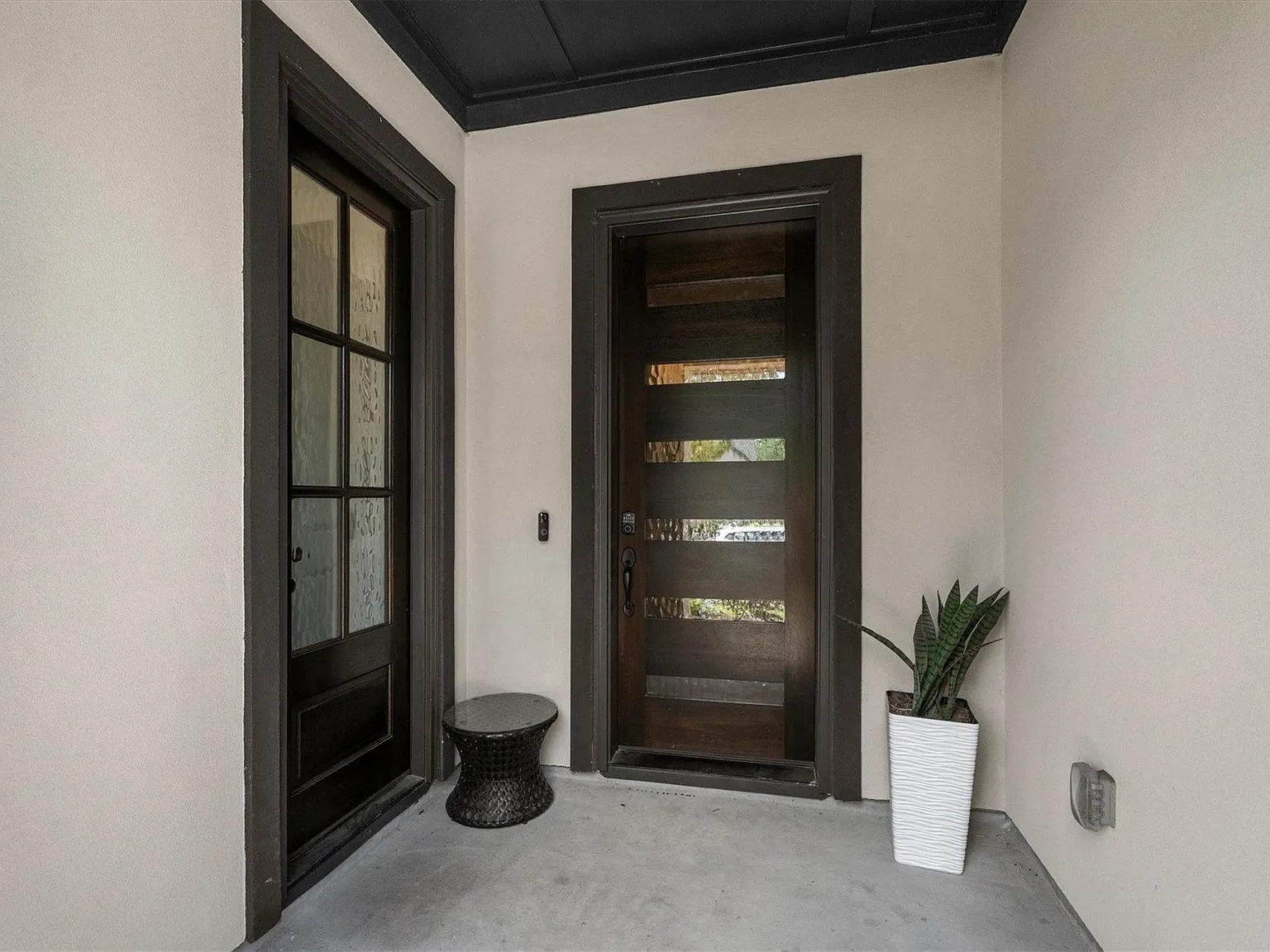 4 bed, 3.5 bath, 3266 sqft, $4,000 — Photo 4