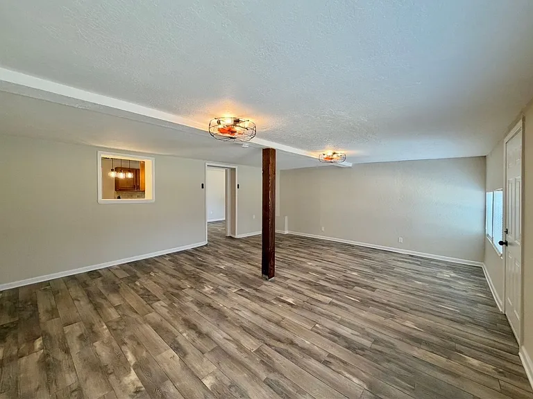 2712 NW Hilltop Dr — Photo 16
