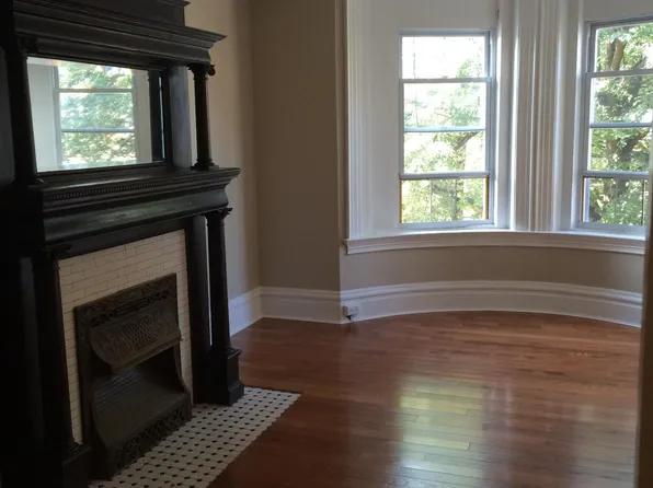 351 Meyran Ave #2, Pittsburgh, PA 15213