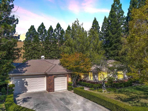 3353 Deer Hollow Dr, Danville, CA 94506