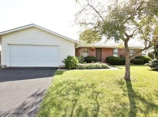 1485 Meegan Way, Elk Grove Village, IL 60007