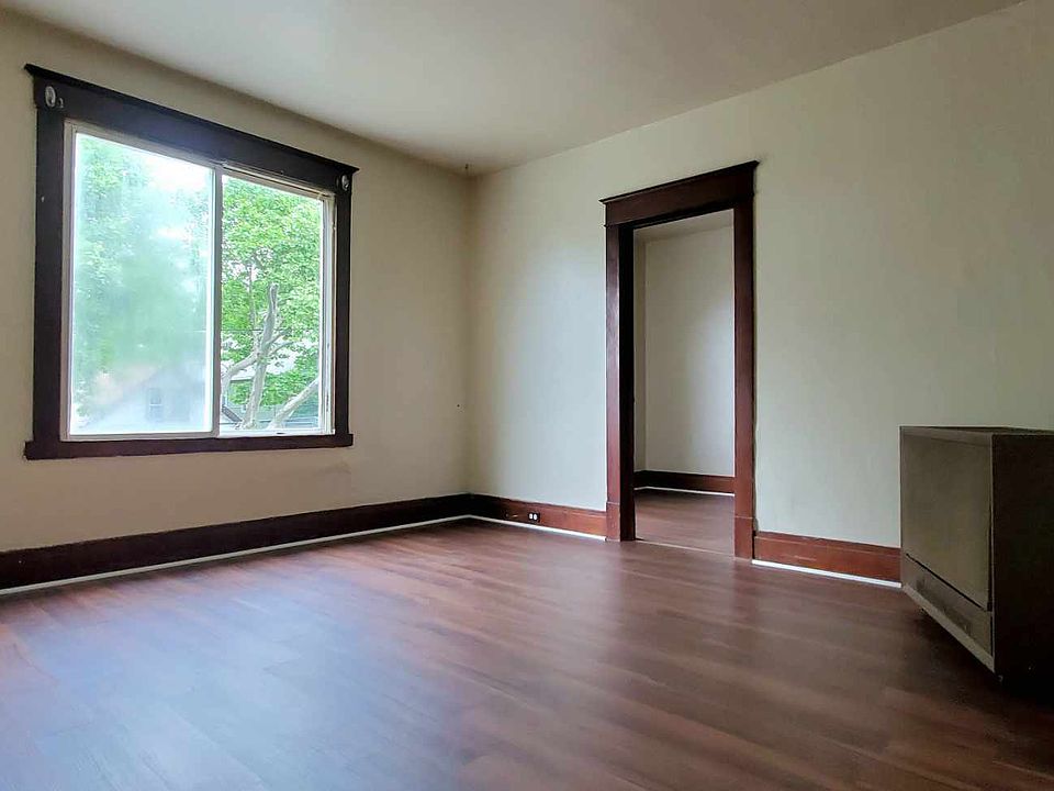 2nd image of 55 Ideal St